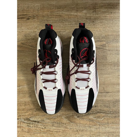 Nike Jordan Jumpman 2021 White Black University Red Men’s Sz 17 CQ4021-100 main image 4